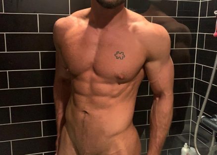 Nude Muscle Boys gay porn