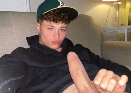 Sexy OnlyFans boys CuriouzC