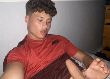 Sexy OnlyFans boys CuriouzC