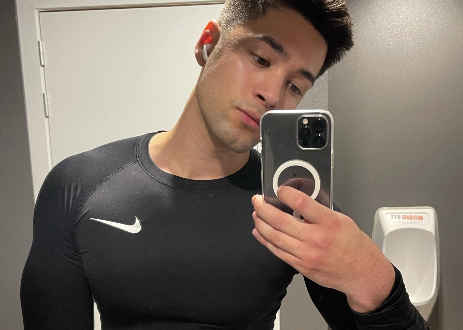 Sexy OnlyFans boys: Lias